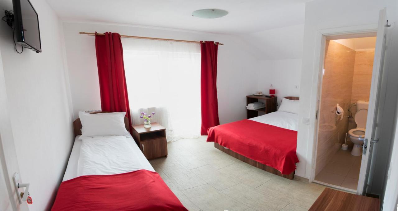 Pensiunea Casa Elena Corbeni Bagian luar foto