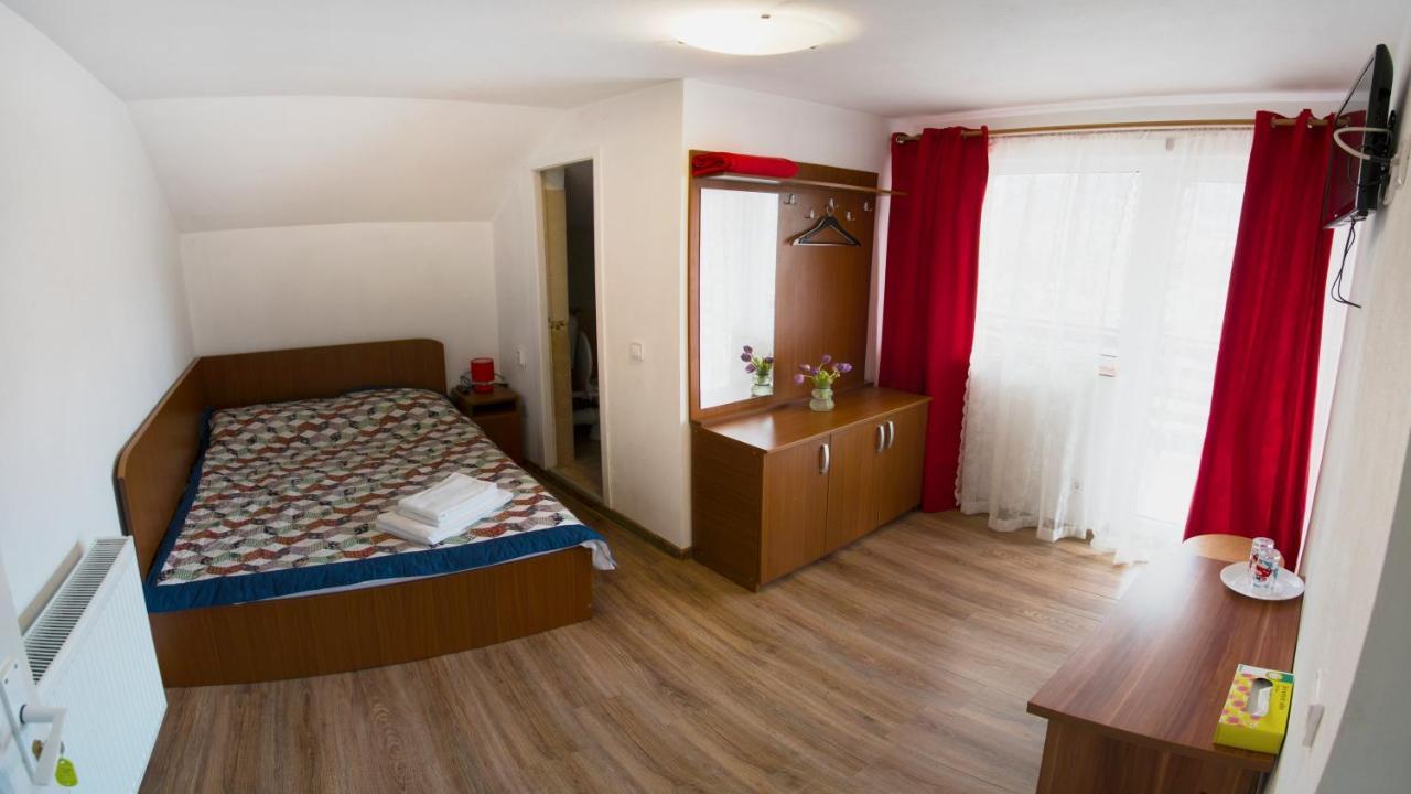 Pensiunea Casa Elena Corbeni Bagian luar foto